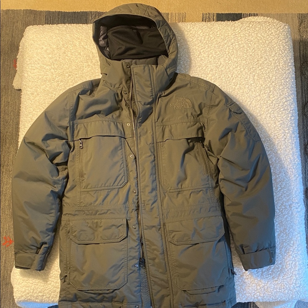 The North Face McMurdo Down Parka -Men’s Size S, Color Olive Green - Picture 5 of 13